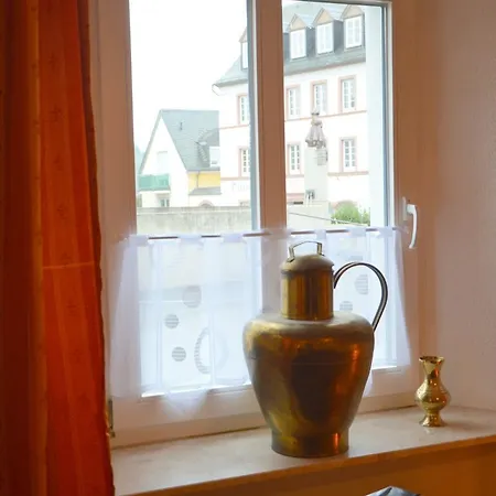Holiday home De Witte Lelie *