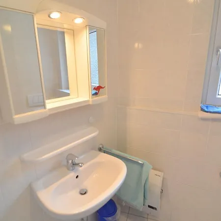 De Witte Lelie Holiday home *